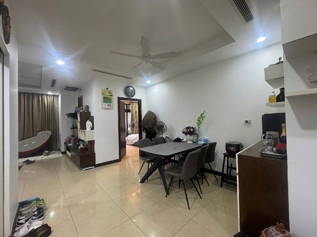 Bán nhà Nguyễn Trãi - diện tích 133.5m2 1 tầng - Lô góc 3 thoáng - giá 19 tỷ