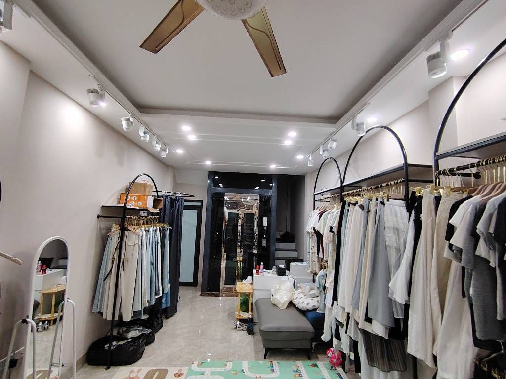 Bán nhà Nguyễn Chí Thanh - diện tích 35,6m2 6 tầng - Ô TÔ TRÁNH - giá 22,5 tỷ