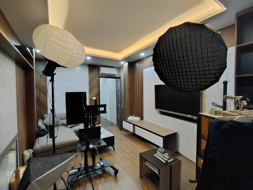 Bán nhà Nguyễn Chí Thanh - diện tích 35,6m2 6 tầng - Ô TÔ TRÁNH - giá 22,5 tỷ