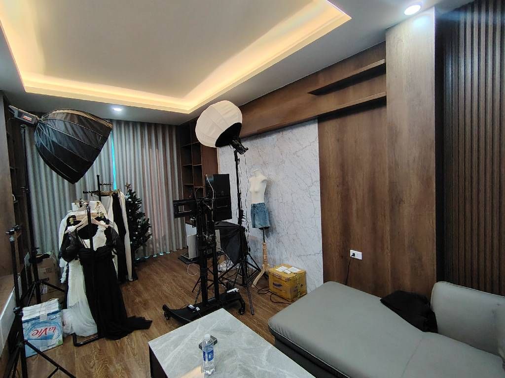 Bán nhà Nguyễn Chí Thanh - diện tích 35,6m2 6 tầng - Ô TÔ TRÁNH - giá 22,5 tỷ