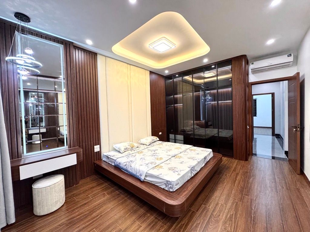 Bán nhà Khương Trung - diện tích 46m2 6 tầng - Ô TÔ TRÁNH - giá 17,9 tỷ