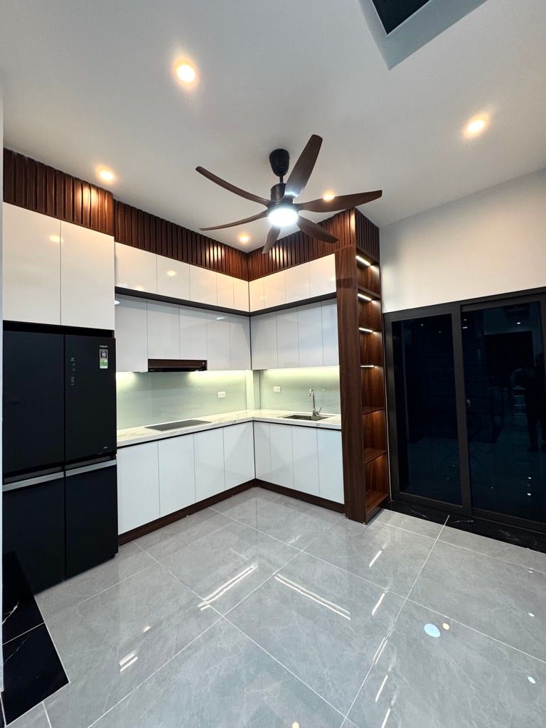 Bán nhà Khương Trung - diện tích 46m2 6 tầng - Ô TÔ TRÁNH - giá 17,9 tỷ