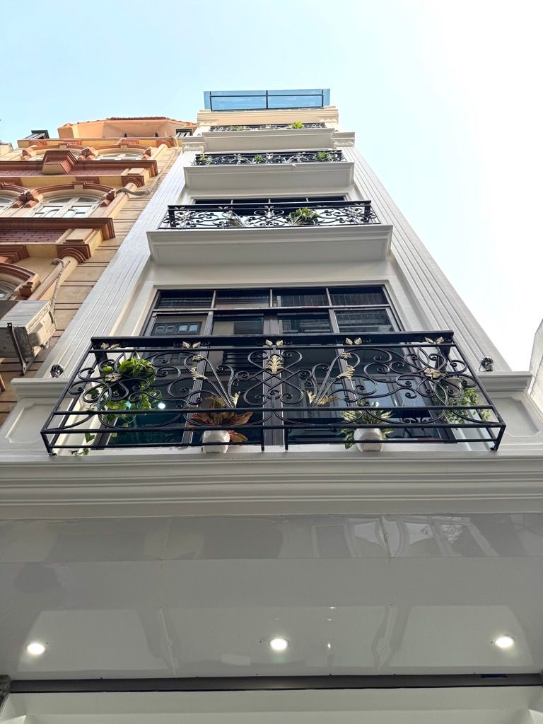 Bán nhà Khương Trung - diện tích 46m2 6 tầng - Ô TÔ TRÁNH - giá 17,9 tỷ