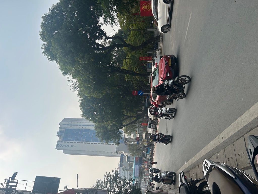 Bán nhà Tây Sơn - diện tích 30.5m2 3 tầng - Mặt phố kinh doanh sầm uất - giá 15 tỷ