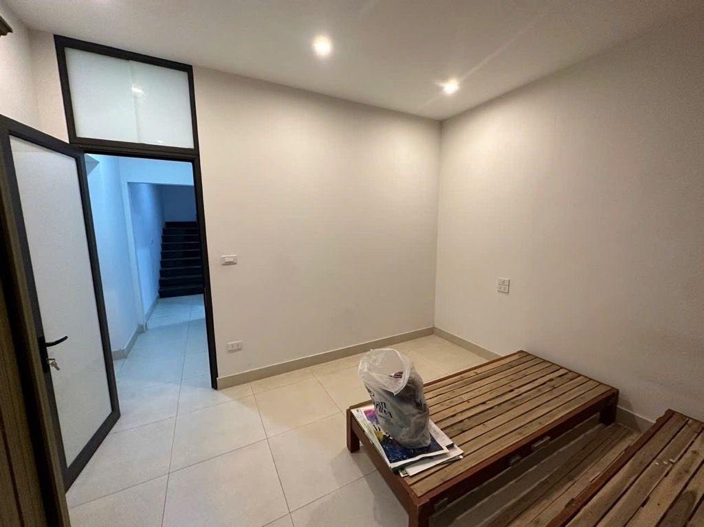 Bán nhà Định Công Thượng - diện tích 45m2 4 tầng - gần ô tô - giá 12 tỷ