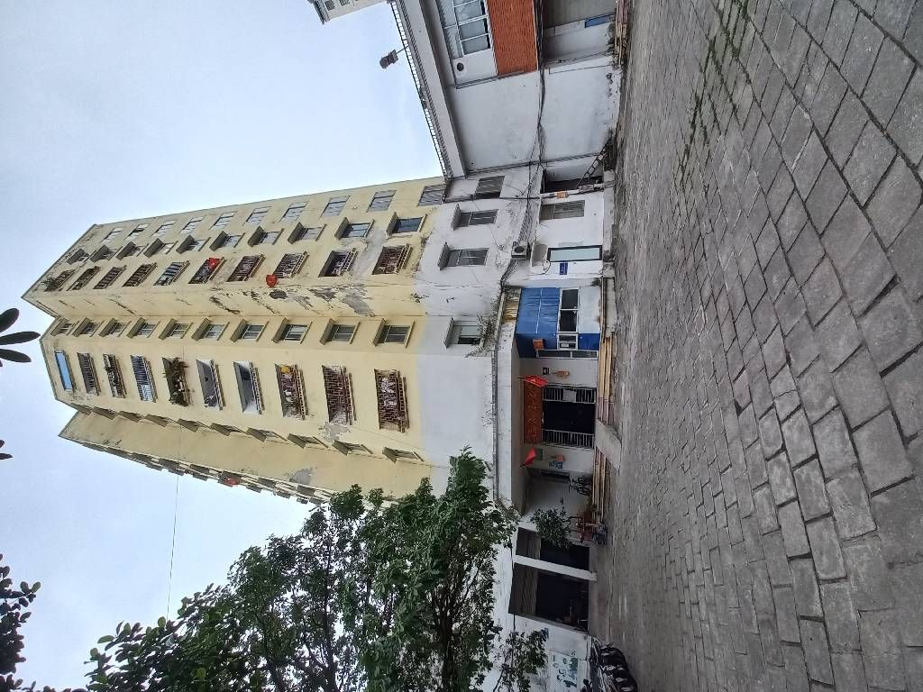 Bán nhà Nguyễn Cảnh Dị - diện tích 61.5m2 7 tầng - Nhà đẹp đón tết - giá 5,3 tỷ