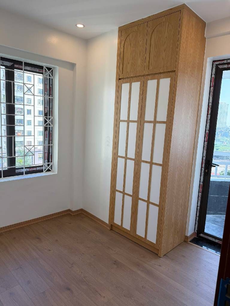 Bán nhà Nguyễn Cảnh Dị - diện tích 61.5m2 7 tầng - Nhà đẹp đón tết - giá 5,3 tỷ