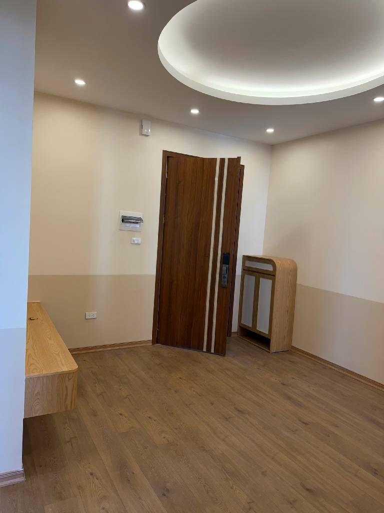 Bán nhà Nguyễn Cảnh Dị - diện tích 61.5m2 7 tầng - Nhà đẹp đón tết - giá 5,3 tỷ