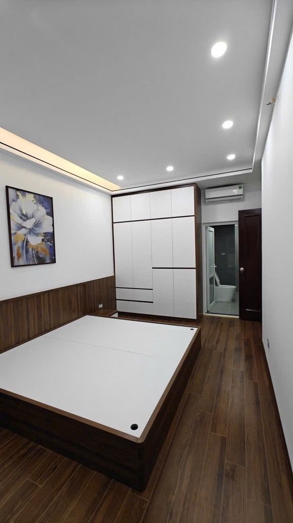 Bán nhà Thái Hà - diện tích 79m2 5 tầng - Nhà đẹp long lanh, tặng full nội thất - giá 9,25 tỷ