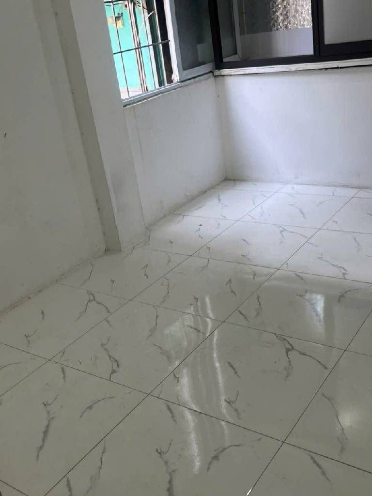 Bán nhà Tân Mai - diện tích 15m2 5 tầng - Ô tô đỗ cổng - giá 2,55 tỷ