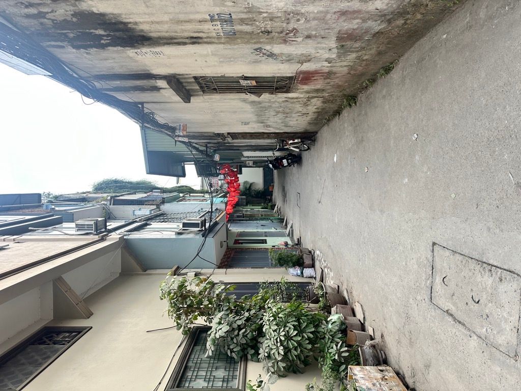 Bán nhà Giải Phóng - diện tích 123.9m2 1 tầng - LÔ GÓC 3 MẶT TIỀN - giá 18 tỷ