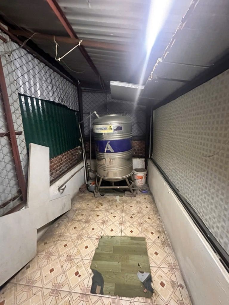 Bán nhà Thái Hà - diện tích 30m2 3 tầng - Ô tô đỗ cổng - giá 2,55 tỷ