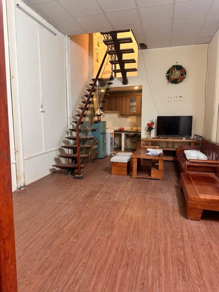 Bán nhà Thái Hà - diện tích 30m2 3 tầng - Ô tô đỗ cổng - giá 2,55 tỷ