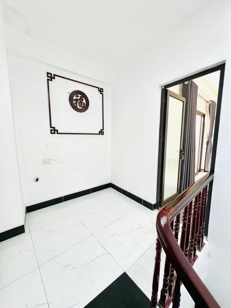 Bán nhà Tam Trinh - diện tích 35m2 5 tầng - Mặt tiền khủng - giá 8,3 tỷ