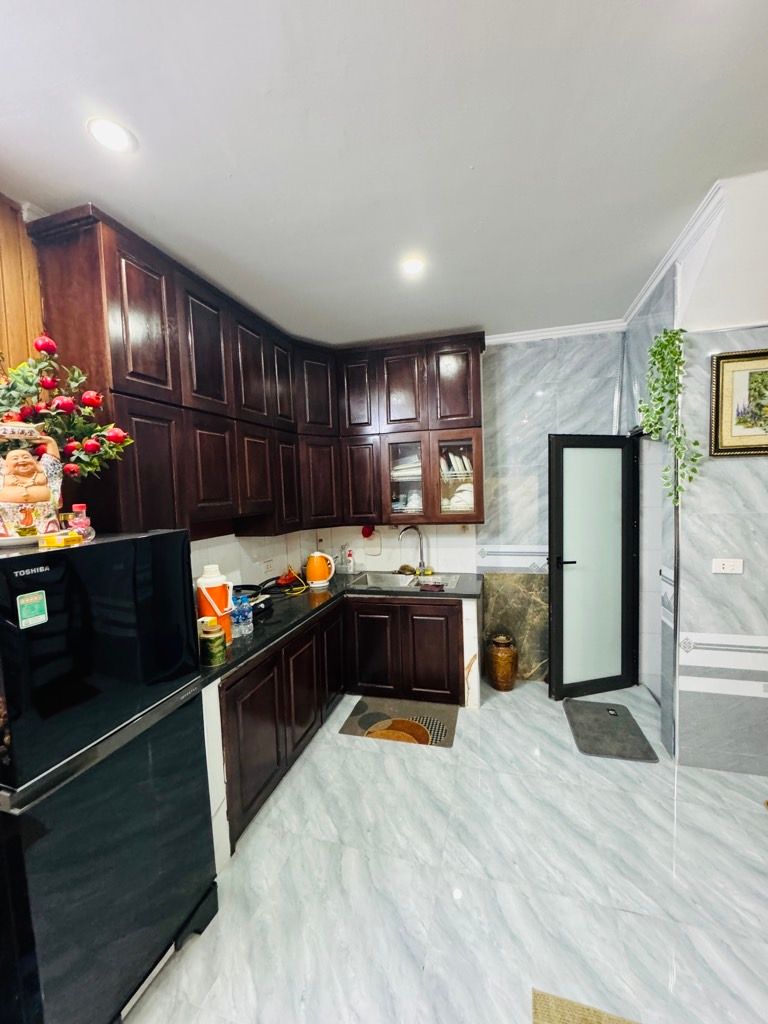 Bán nhà Đông Thiên - diện tích 30m2 2 tầng - Lô góc, ngõ thông - giá 4,65 tỷ