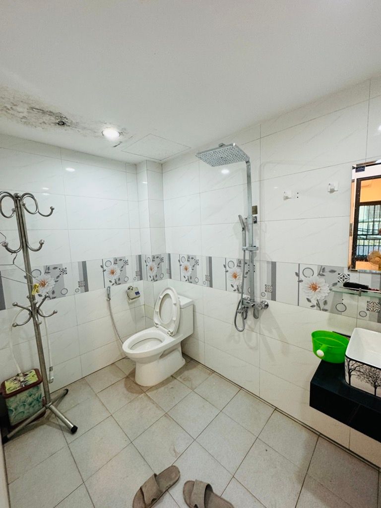 Bán nhà Đông Thiên - diện tích 30m2 2 tầng - Lô góc, ngõ thông - giá 4,65 tỷ