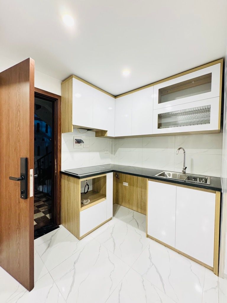 Bán nhà Nguyễn Hiền - diện tích 65m2 1 tầng - Sổ đỏ chính chủ - giá 4,5 tỷ