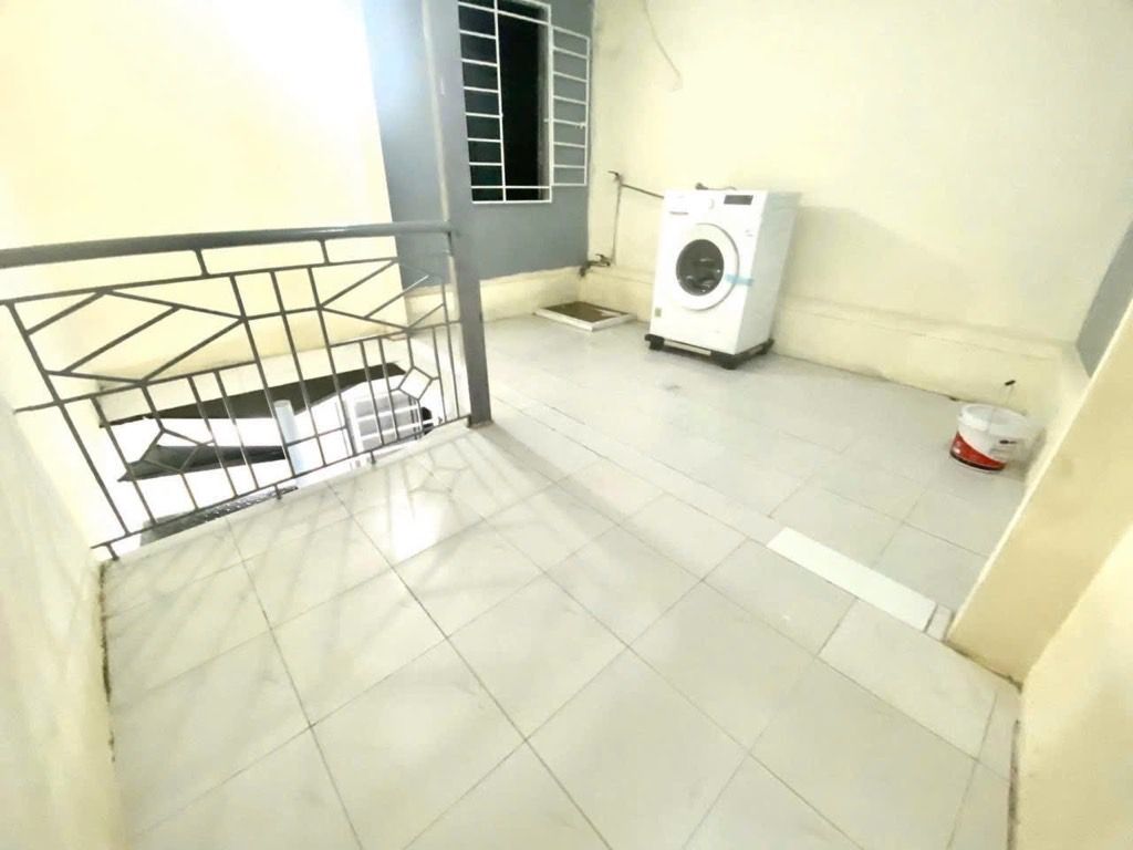 Bán nhà Thổ Quan - diện tích 10m2 5 tầng - 2 mặt thoáng - giá 3,2 tỷ