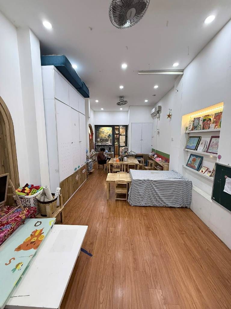 Bán nhà Trung Phung - diện tích 44.1m2 1 tầng - Ô tô vào nhà - giá 22 tỷ