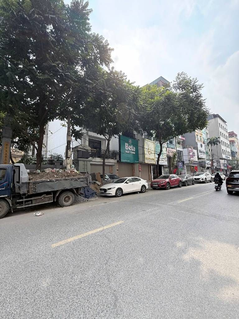 Bán nhà Trung Phung - diện tích 44.1m2 1 tầng - Ô tô vào nhà - giá 22 tỷ