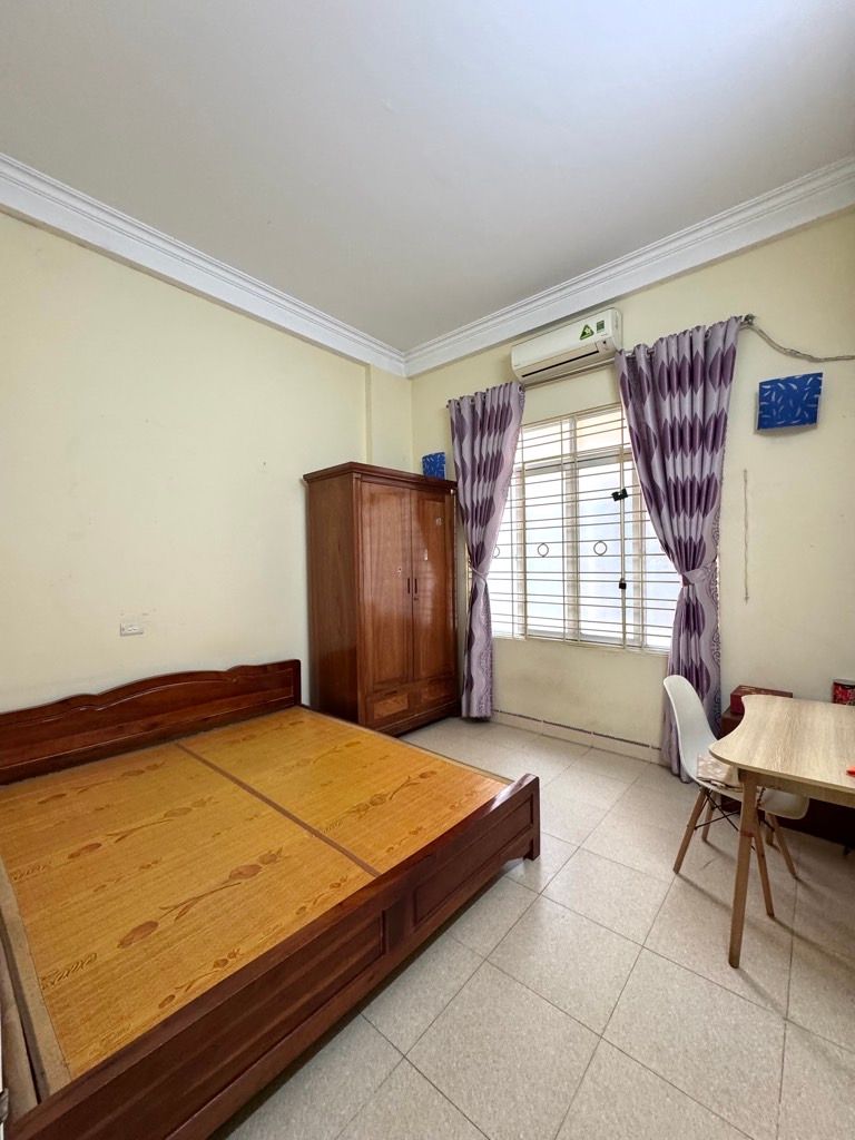 Bán nhà Định Công Thượng - diện tích 34.4m2 4 tầng - Sổ đỏ chính chủ - giá 7,6 tỷ