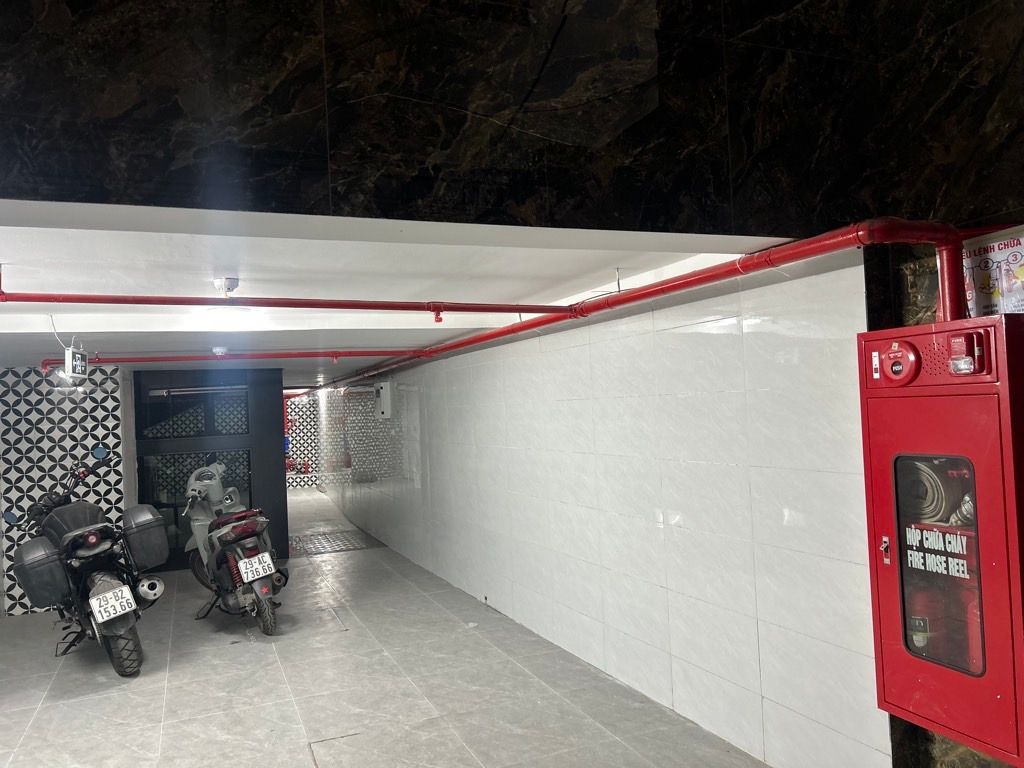 Bán nhà Khương Trung - diện tích 72m2 8 tầng - Ô TÔ ĐỖ CỔNG - giá 22,9 tỷ