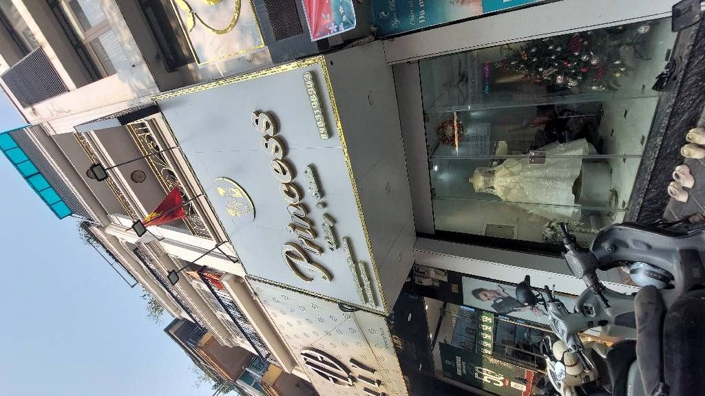 Bán nhà Trương Định - diện tích 43.1m2 6 tầng - Thang máy, vỉa hè rộng - giá 20 tỷ