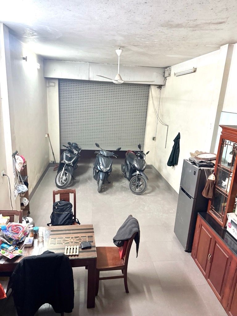 Bán nhà Nguyễn Khoái - diện tích 37m2 4 tầng - Ô TÔ VÀO NHÀ - giá 7,2 tỷ