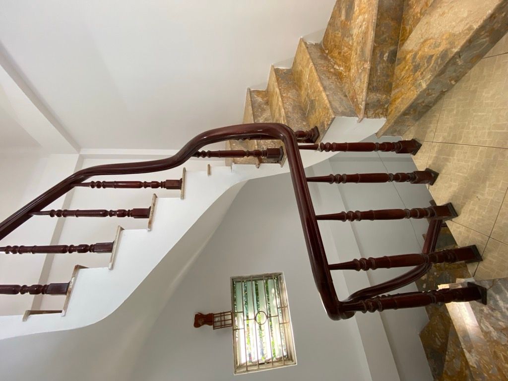 Bán nhà Hoàng Mai - diện tích 30m2 5 tầng - Ô tô cách 50m - giá 8,2 tỷ