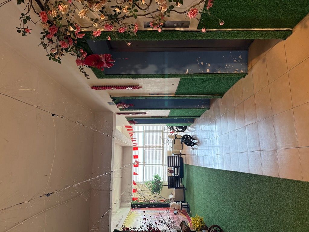 Bán nhà Trịnh Đình Cửu - diện tích 68.7m2 8 tầng - Căn hộ Chung cư CT9 - giá 5,25 tỷ