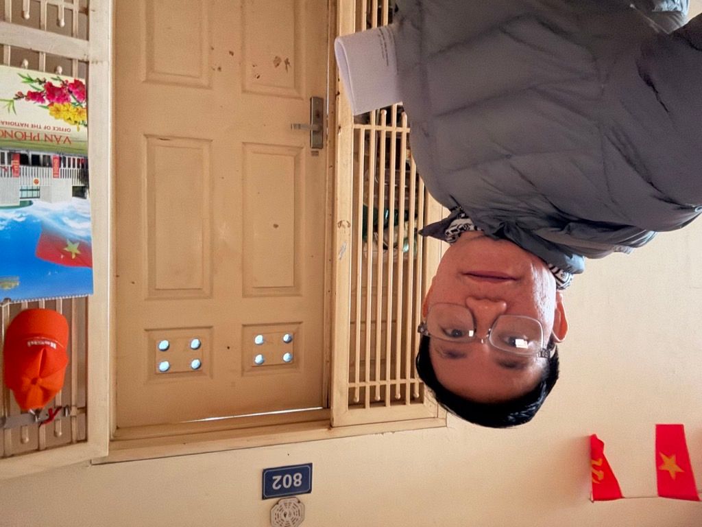 Bán nhà Trịnh Đình Cửu - diện tích 68.7m2 8 tầng - Căn hộ Chung cư CT9 - giá 5,25 tỷ