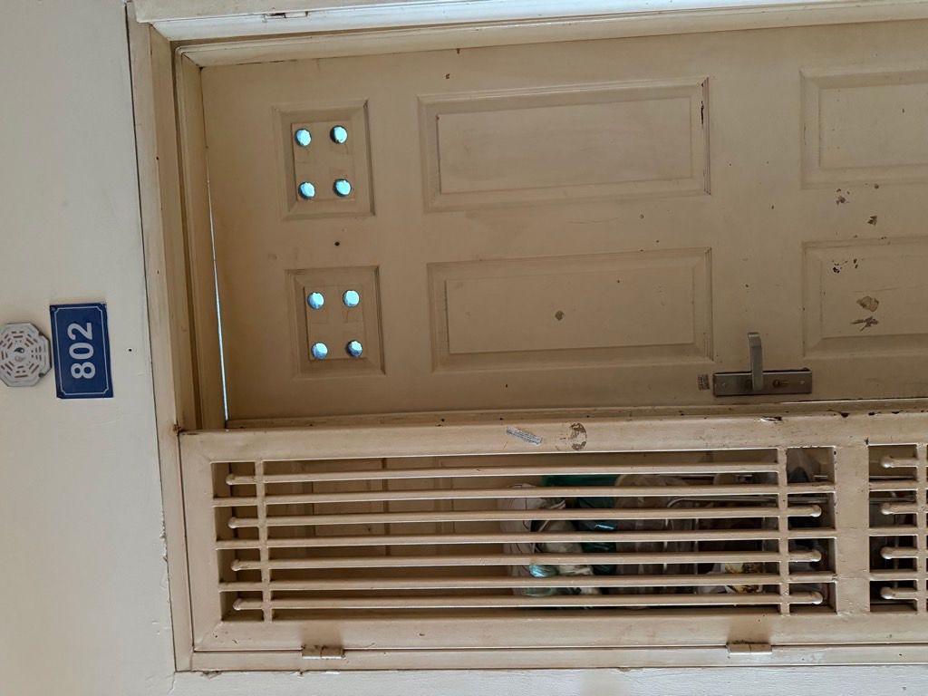 Bán nhà Trịnh Đình Cửu - diện tích 68.7m2 8 tầng - Căn hộ Chung cư CT9 - giá 5,25 tỷ