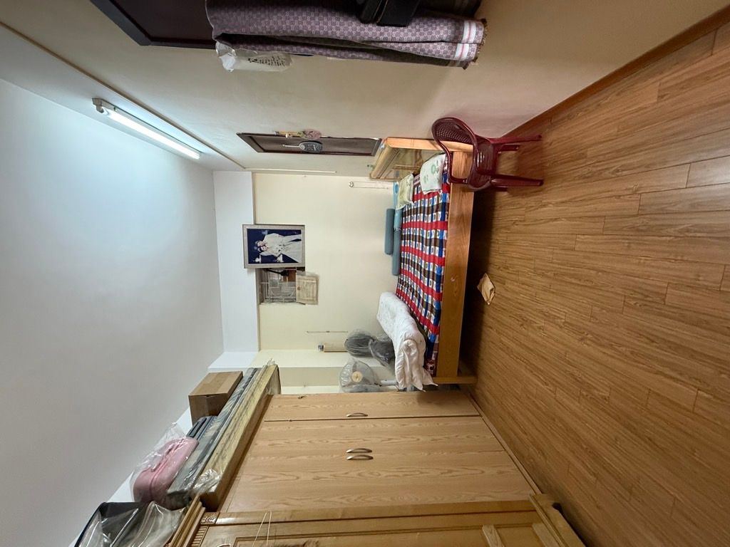 Bán nhà Trịnh Đình Cửu - diện tích 68.7m2 8 tầng - Căn hộ Chung cư CT9 - giá 5,25 tỷ