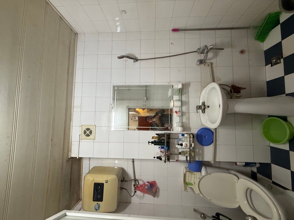 Bán nhà Trịnh Đình Cửu - diện tích 68.7m2 8 tầng - Căn hộ Chung cư CT9 - giá 5,25 tỷ