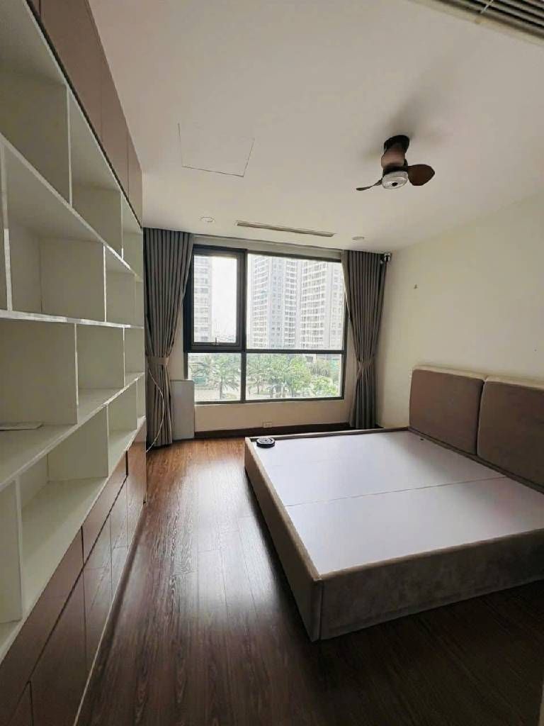 Bán nhà Hoàng Mai - diện tích 96.8m2 1 tầng - Căn hộ cao cấp Park 2 - giá 15,2 tỷ