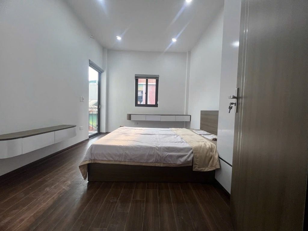 Bán nhà Trương Định - diện tích 32,2m2 5 tầng - Nhà mới đẹp, full nội thất - giá 7,2 tỷ