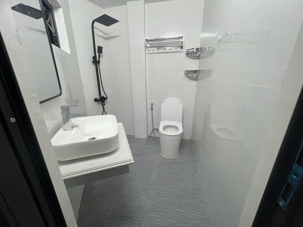 Bán nhà Trương Định - diện tích 32,2m2 5 tầng - Nhà mới đẹp, full nội thất - giá 7,2 tỷ