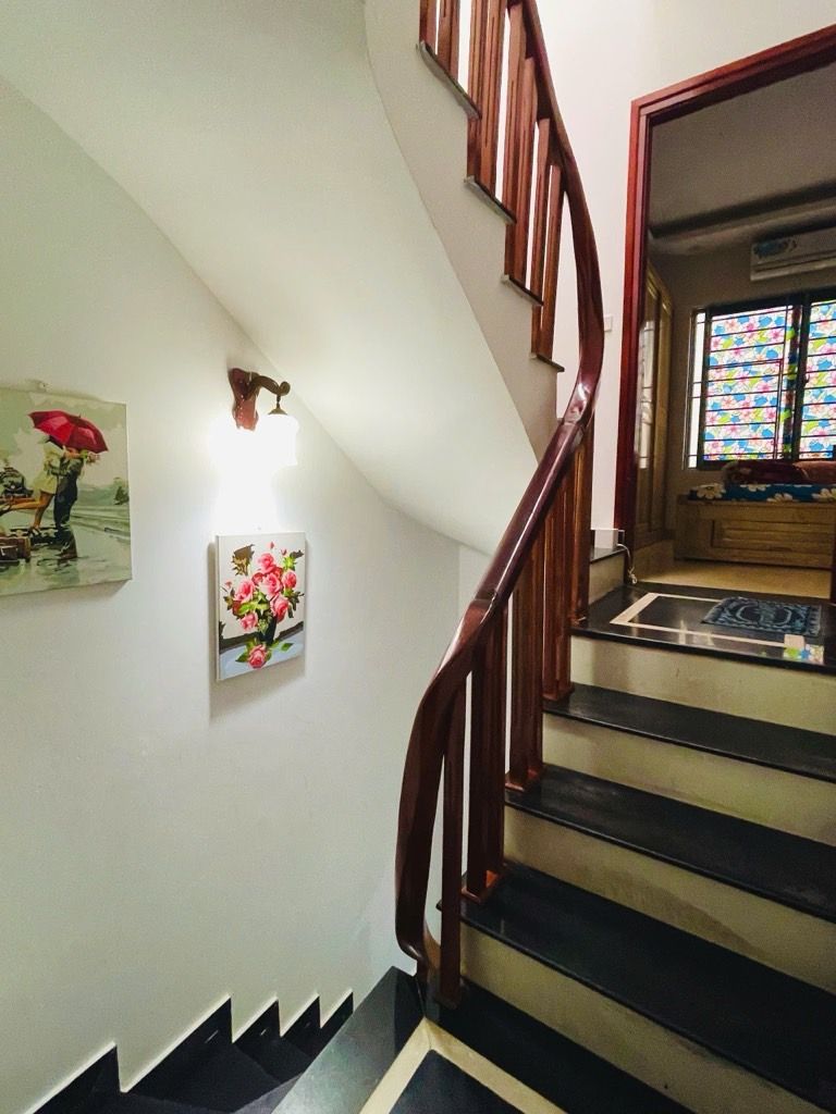 Bán nhà ĐẠI TỪ - diện tích 32m2 5 tầng - gần ô tô - giá 8,3 tỷ