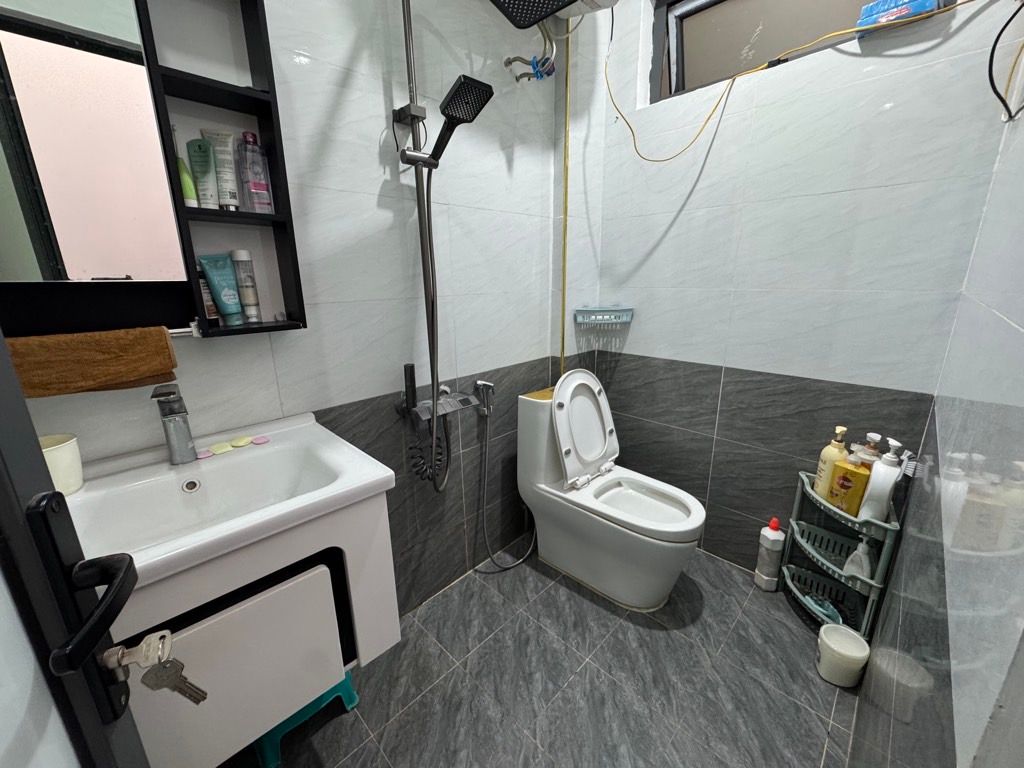 Bán nhà ĐẠI TỪ - diện tích 32m2 5 tầng - gần ô tô - giá 8,3 tỷ