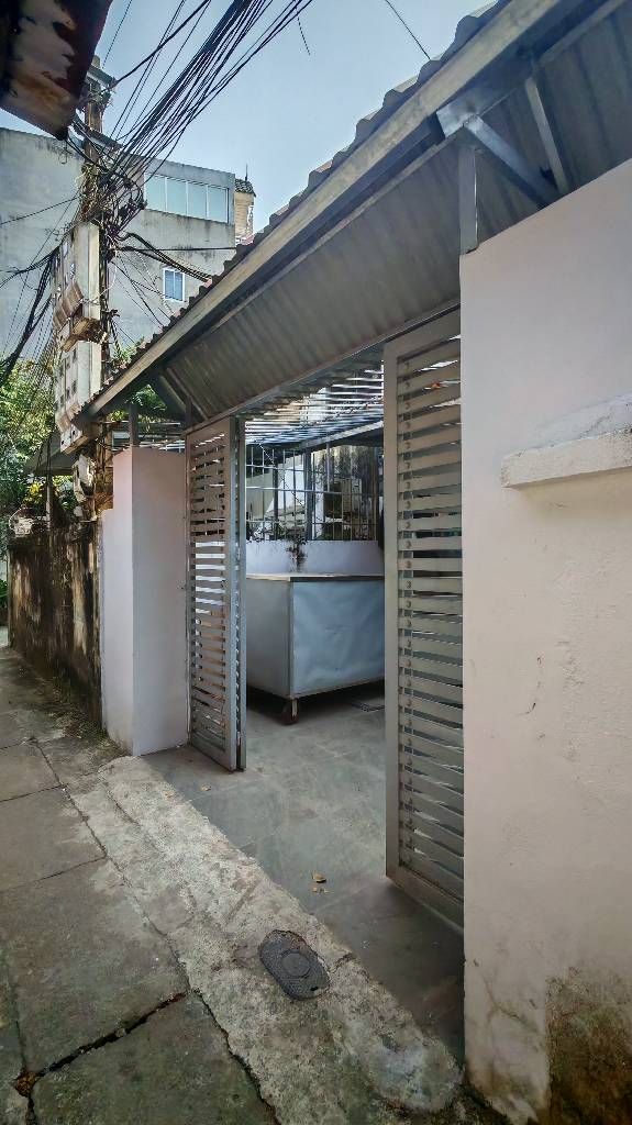 Bán nhà Mai Động - diện tích 66.2m2 2 tầng - Nhà đẹp hiếm có - giá 13,5 tỷ