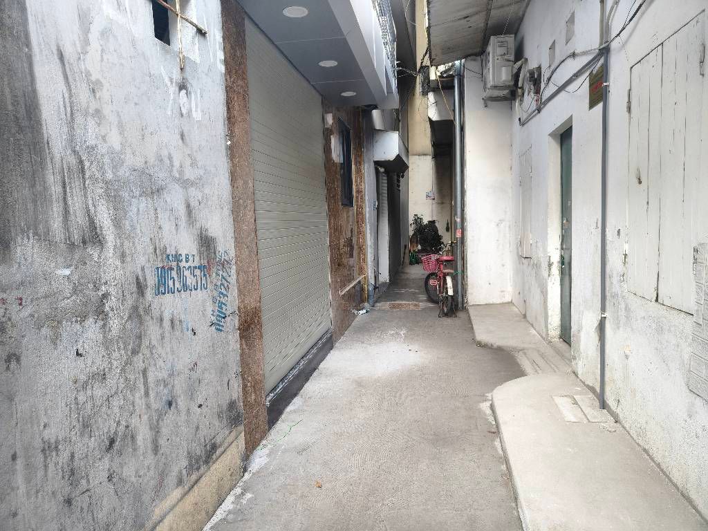 Bán nhà Nam Dư - diện tích 20m2 2 tầng - ô tô đỗ cửa - giá 2,75 tỷ