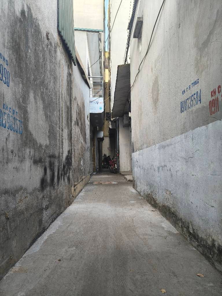 Bán nhà Nam Dư - diện tích 20m2 2 tầng - ô tô đỗ cửa - giá 2,75 tỷ