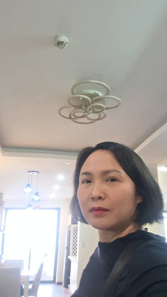 Bán nhà Lĩnh Nam - diện tích 93.4m2 18 tầng - Căn hộ cao cấp - giá 8,5 tỷ