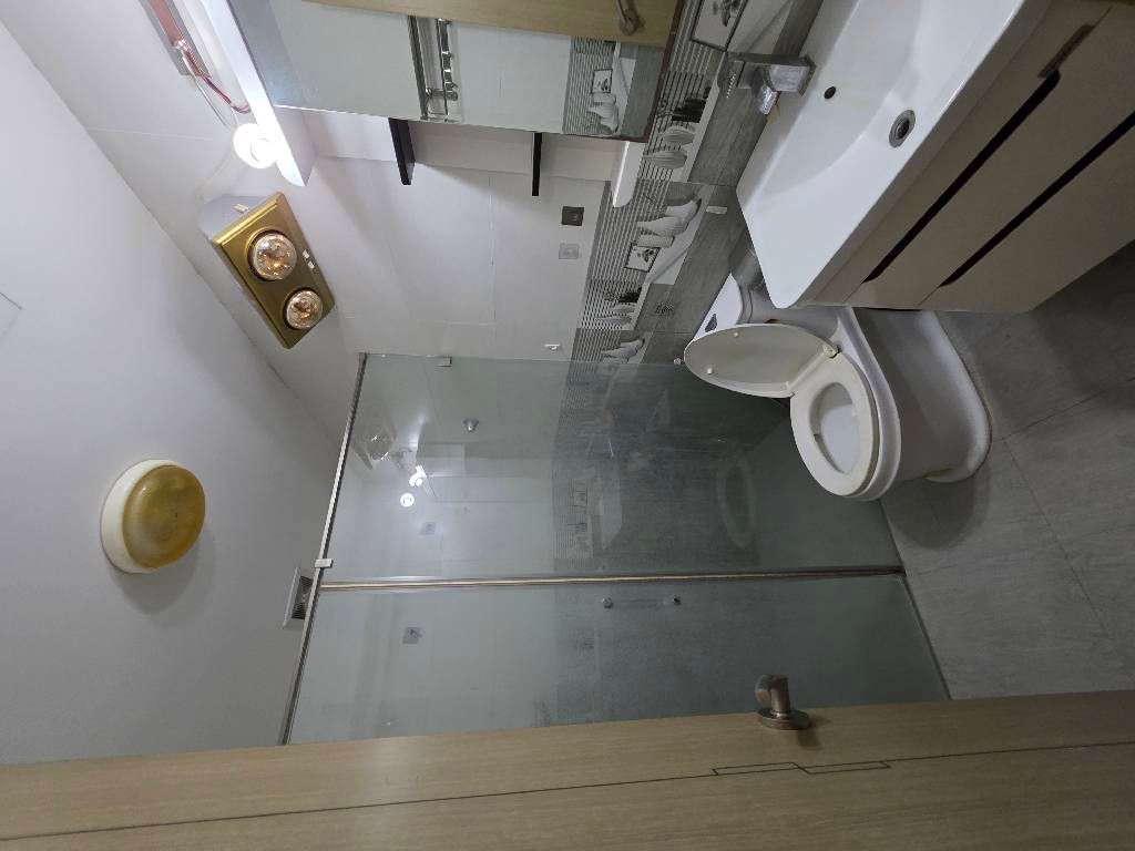 Bán nhà Lĩnh Nam - diện tích 93.4m2 18 tầng - Căn hộ cao cấp - giá 8,5 tỷ