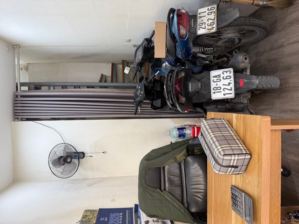 Bán nhà Hạ Đình - diện tích 11.3m2 3 tầng - Mặt phố - giá 6,5 tỷ