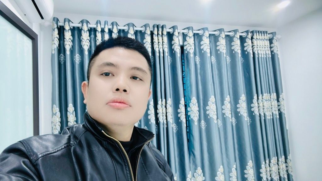 Bán nhà Đông Thiên - diện tích 24m2 3 tầng - gần ô tô - giá 3,9 tỷ