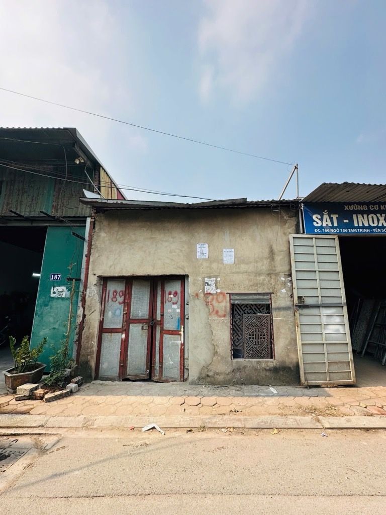 Bán nhà Sở Thượng - diện tích 192m2 1 tầng - Mặt phố giá rẻ, đầu tư siêu ngon - giá 7,9 tỷ