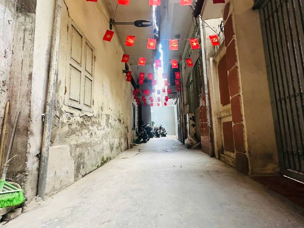 Bán nhà Trung Tả - diện tích 19,9m2 5 tầng - Nhà đẹp đón Tết - giá 6,5 tỷ