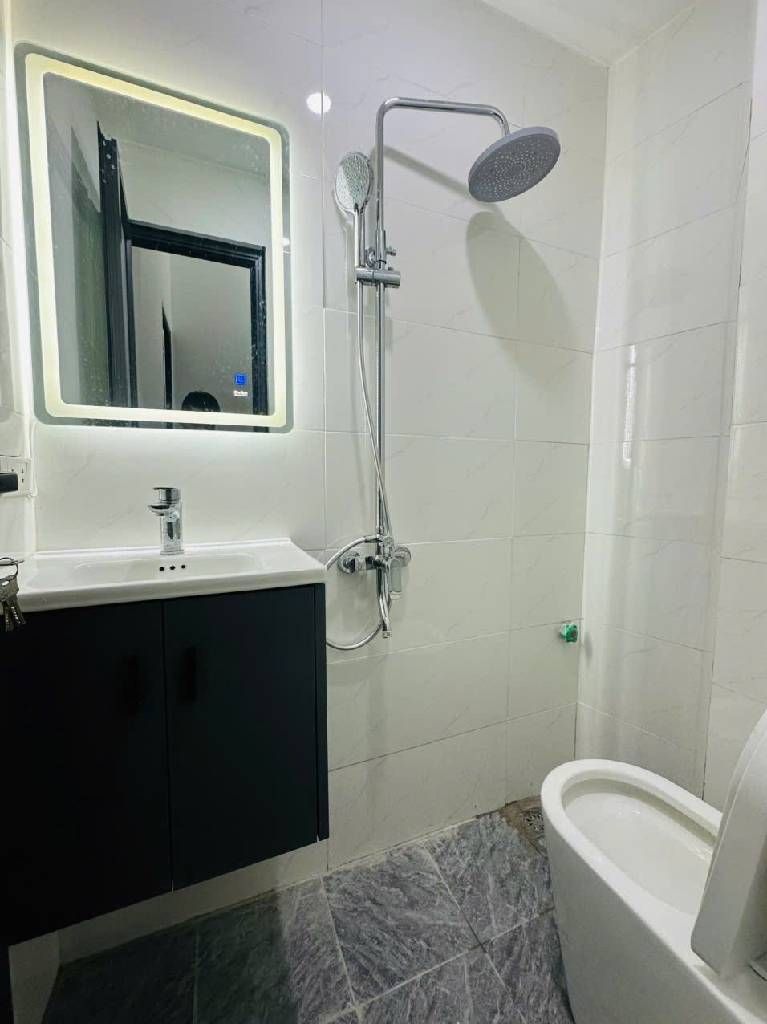 Bán nhà Trung Tả - diện tích 19,9m2 5 tầng - Nhà đẹp đón Tết - giá 6,5 tỷ