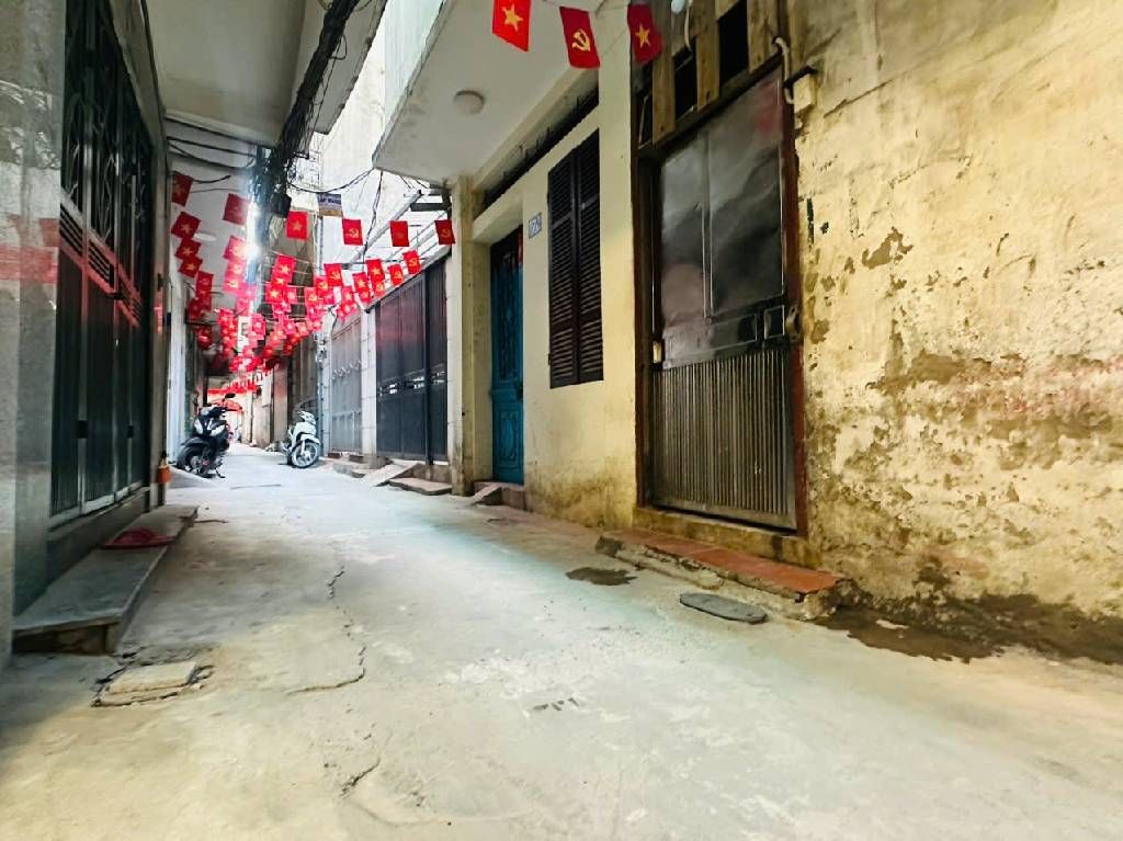 Bán nhà Trung Tả - diện tích 19,9m2 5 tầng - Nhà đẹp đón Tết - giá 6,5 tỷ